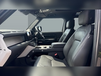 Used Land Rover Defender 2024 for sale - 79287649: Photo