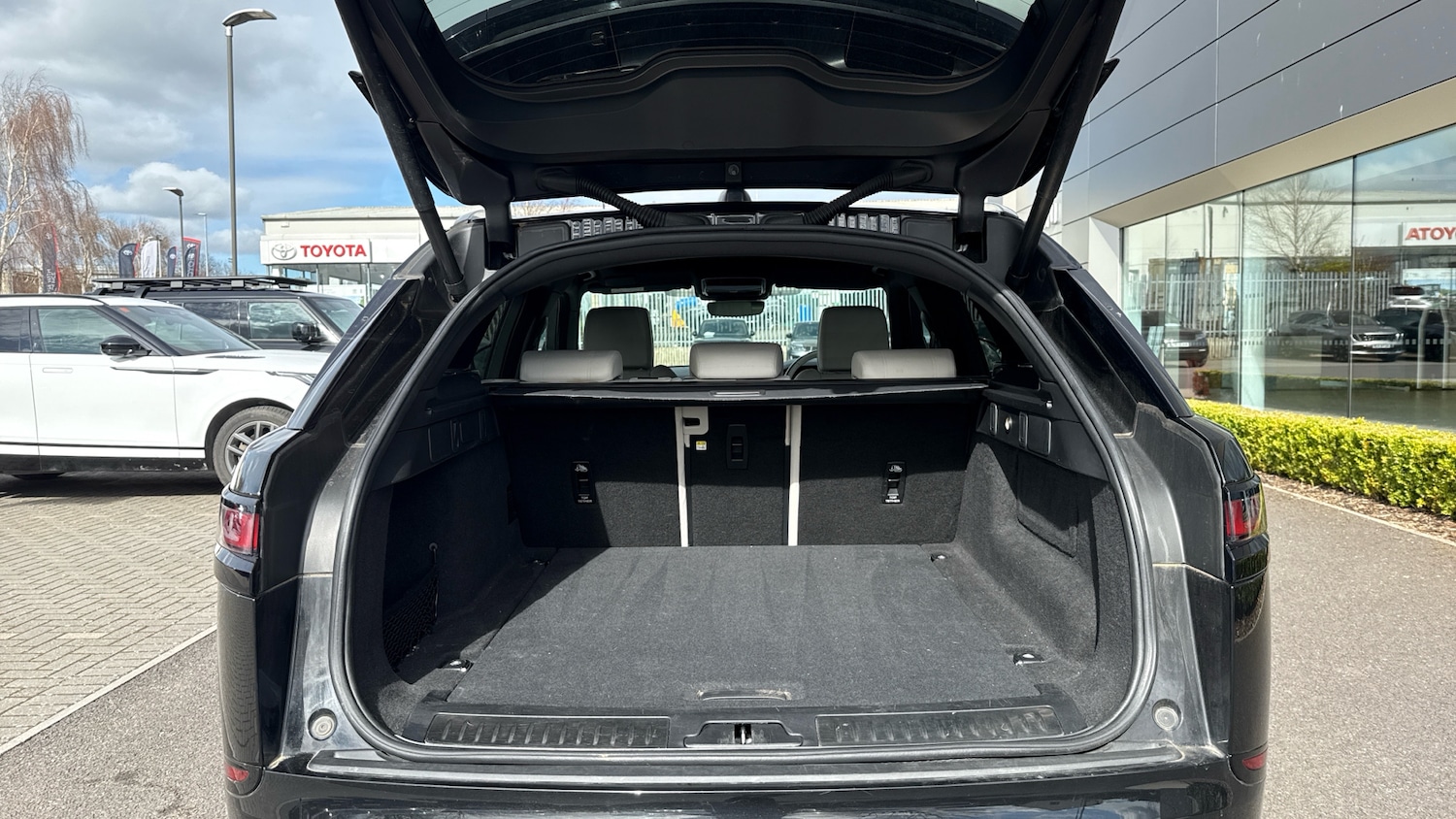 Used Land Rover Range Rover Velar 2022 for sale - 78163155: Photo 10