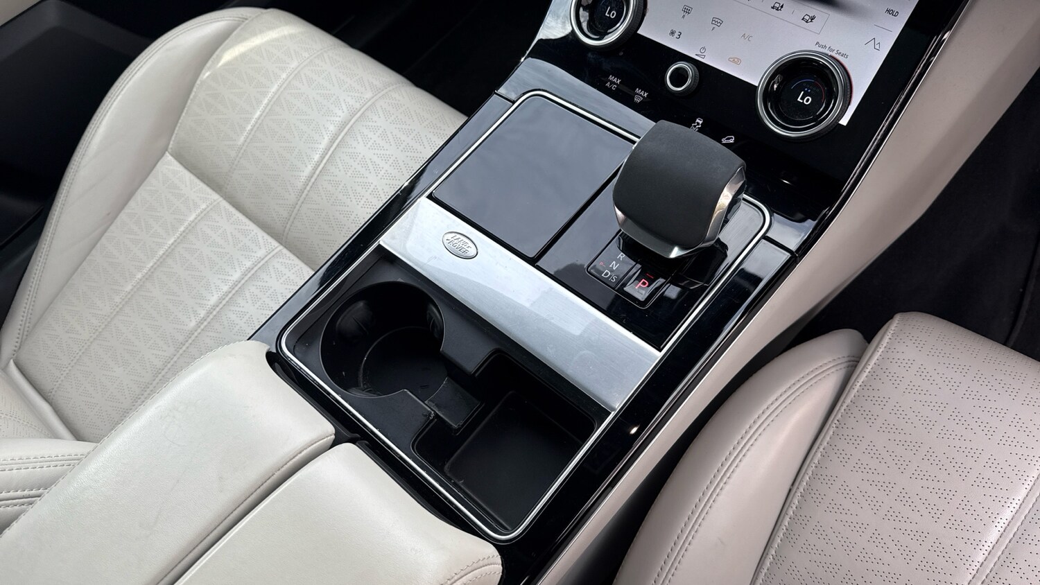 Used Land Rover Range Rover Velar 2022 for sale - 78163155: Photo 13