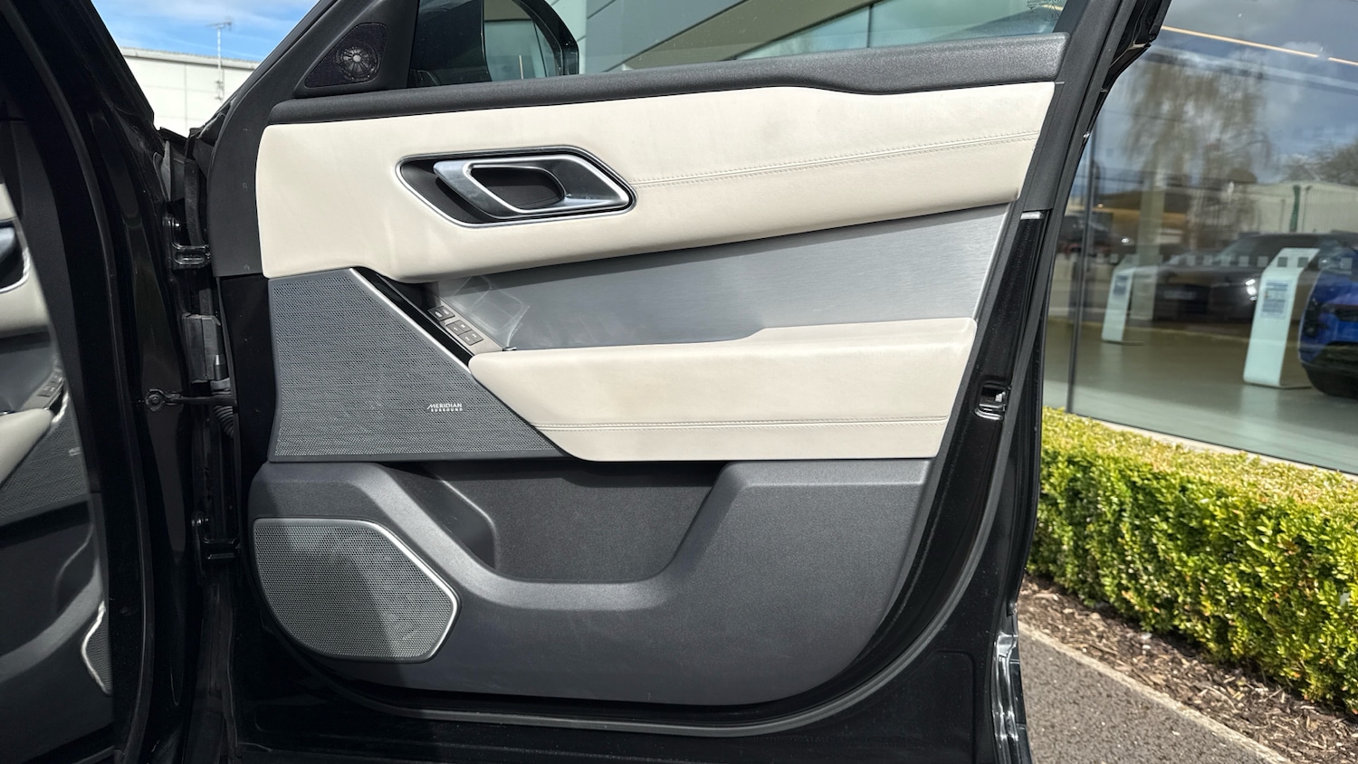 Used Land Rover Range Rover Velar 2022 for sale - 78163155: Photo 29