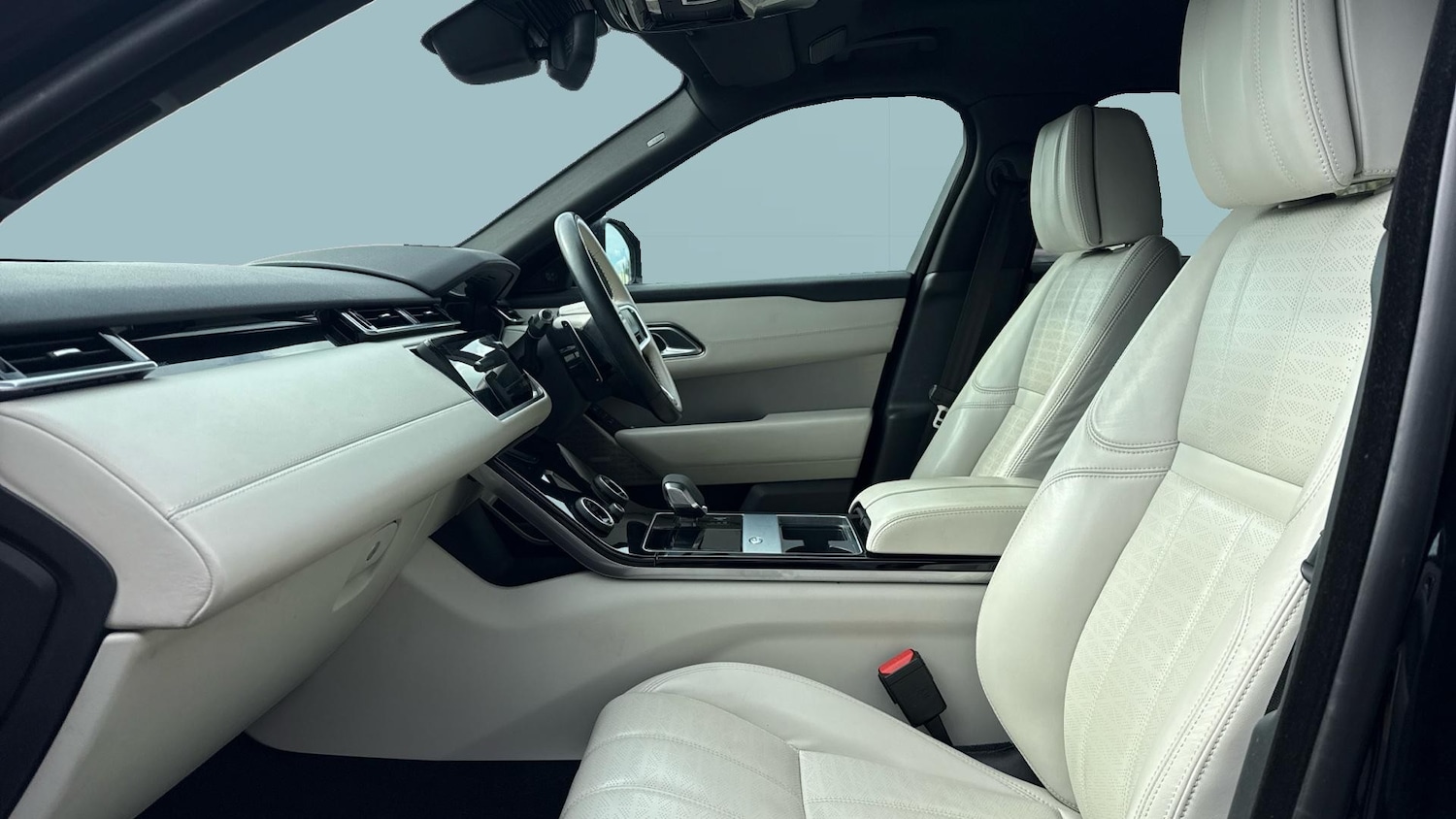 Used Land Rover Range Rover Velar 2022 for sale - 78163155: Photo 3