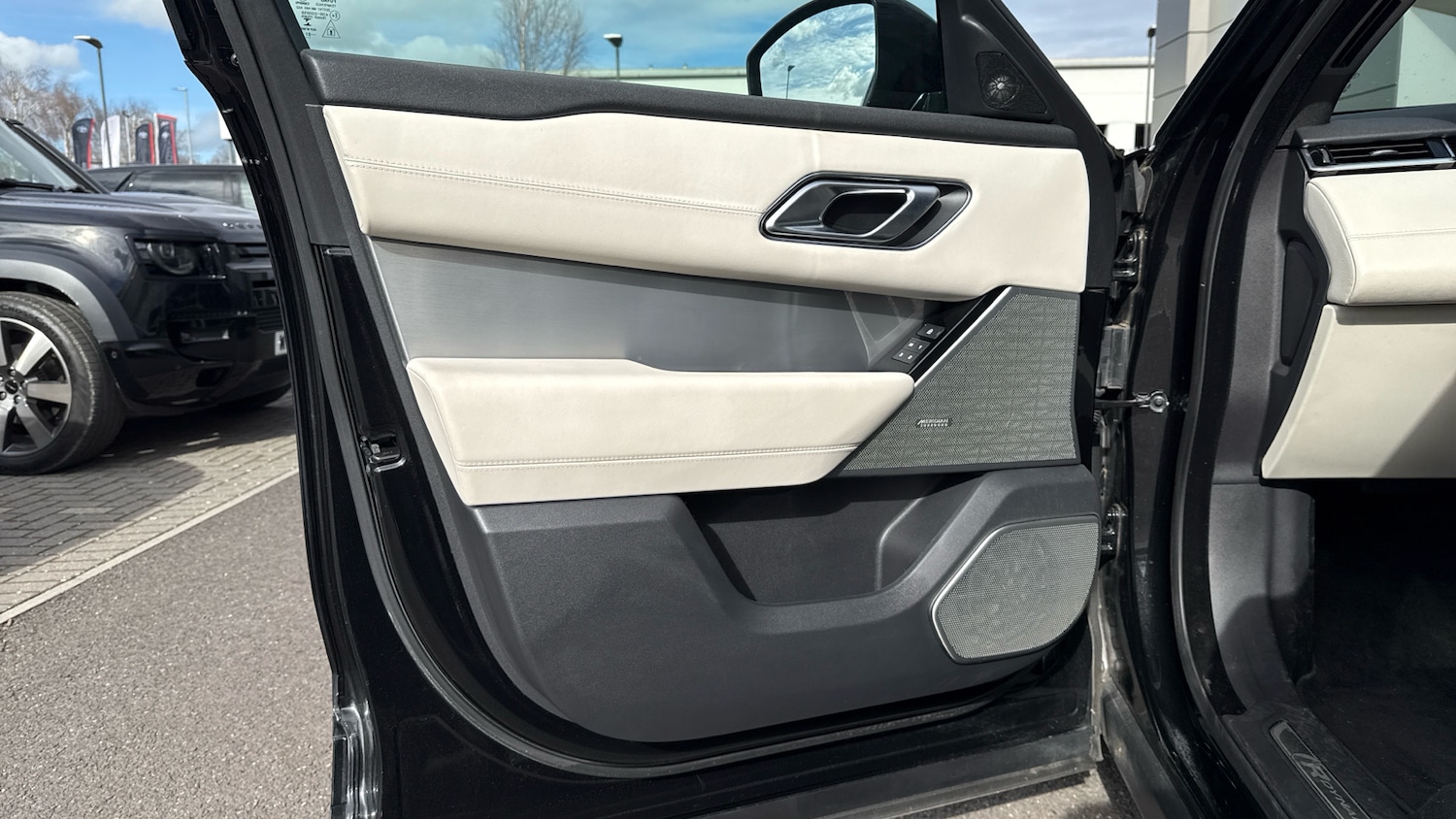 Used Land Rover Range Rover Velar 2022 for sale - 78163155: Photo 42