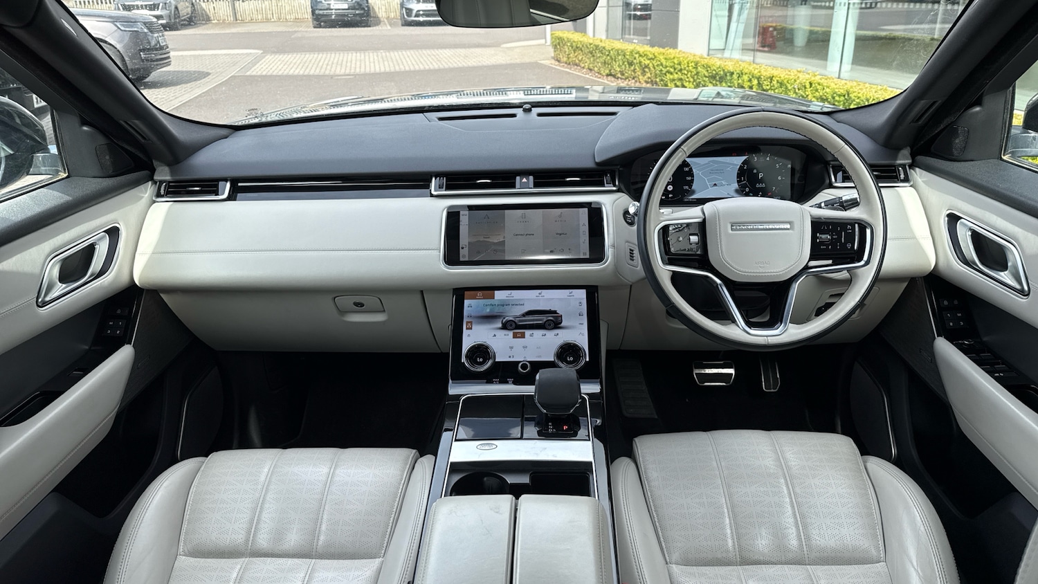 Used Land Rover Range Rover Velar 2022 for sale - 78163155: Photo 9