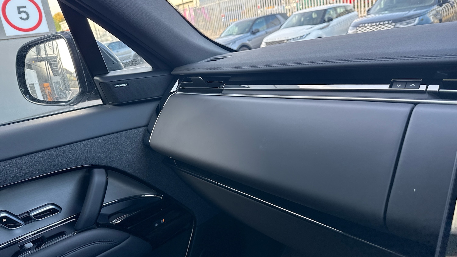 Used Land Rover Range Rover Sport 2025 for sale - 75995724: Photo 26