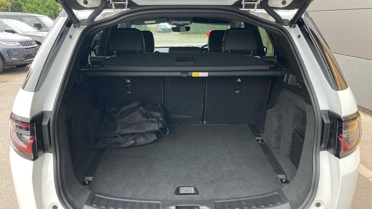 Used Land Rover Discovery Sport 2024 for sale - 76694191: Photo 10