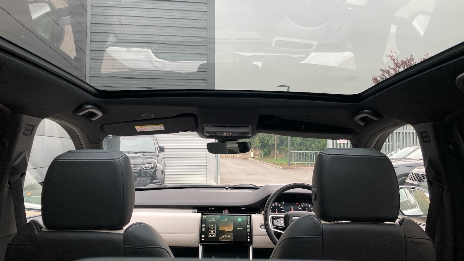 Used Land Rover Discovery Sport 2024 for sale - 76694191: Photo 27