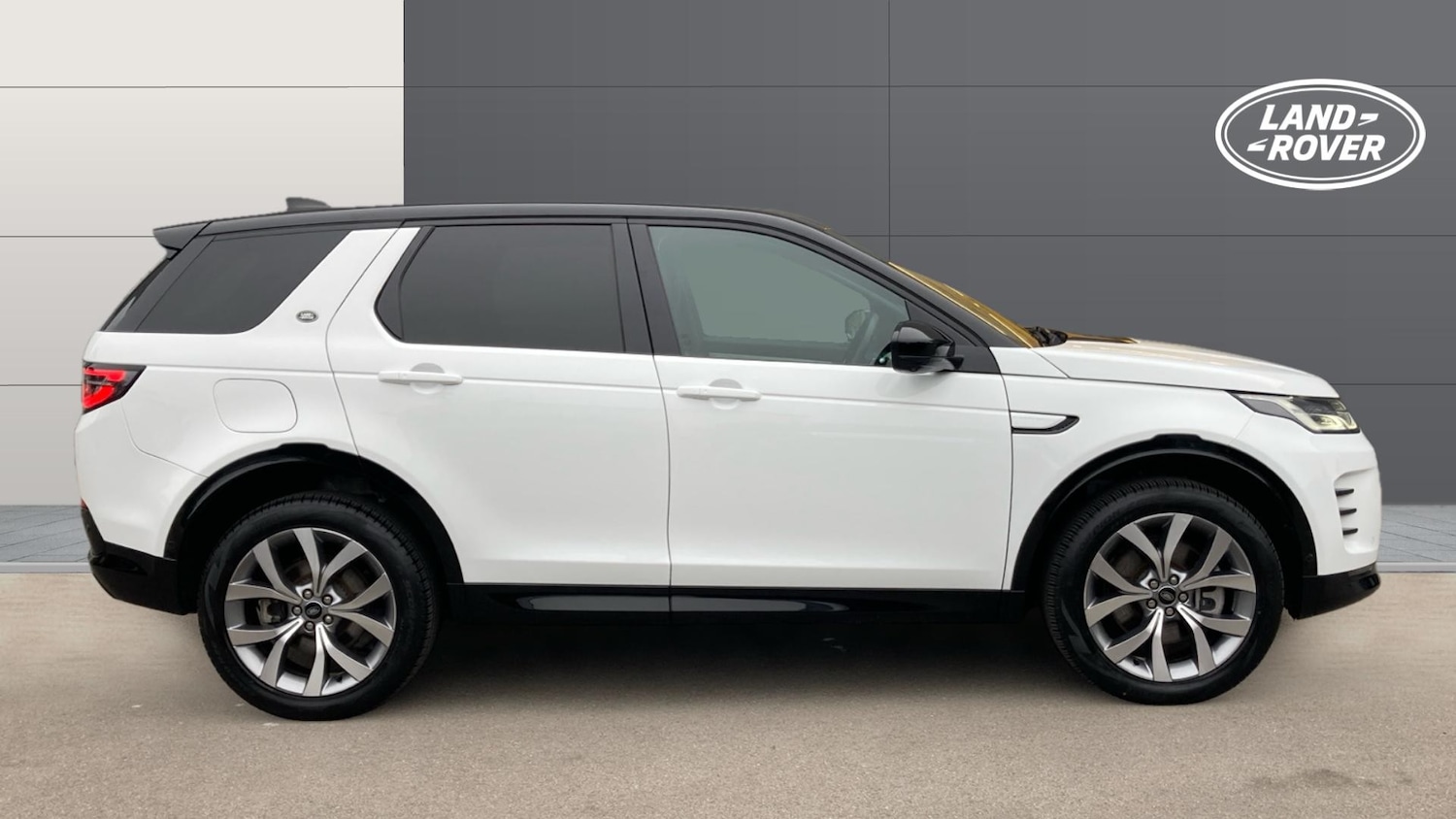 Used Land Rover Discovery Sport 2024 for sale - 76694191: Photo 5