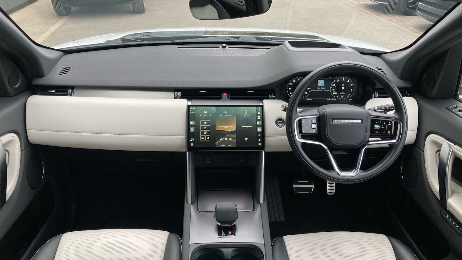 Used Land Rover Discovery Sport 2024 for sale - 76694191: Photo 9