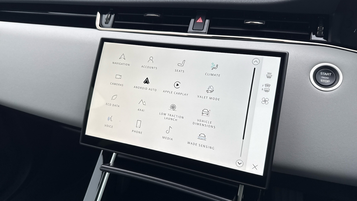 Used Land Rover Range Rover Evoque 2025 for sale - 77668385: Photo 11