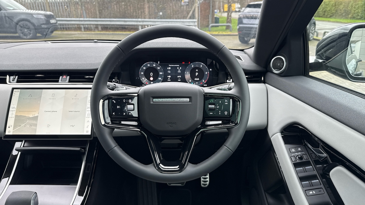 Used Land Rover Range Rover Evoque 2025 for sale - 77668385: Photo 15