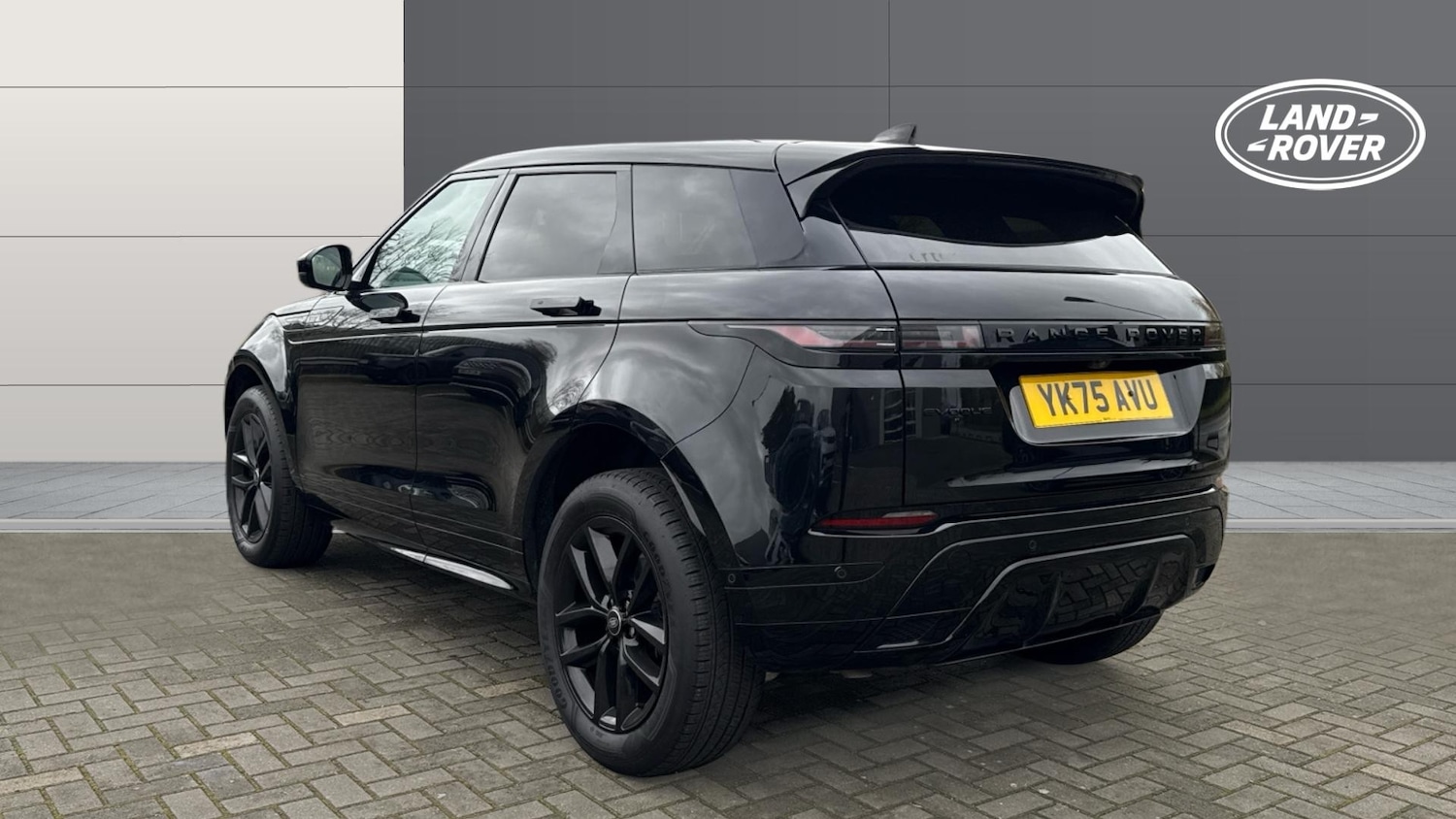 Used Land Rover Range Rover Evoque 2025 for sale - 77668385: Photo 2