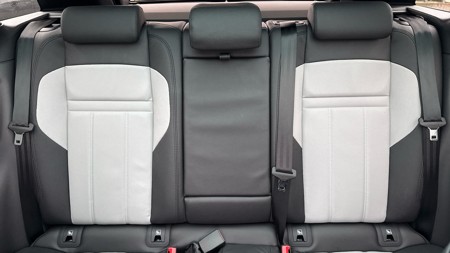 Used Land Rover Range Rover Evoque 2025 for sale - 77668385: Photo 42