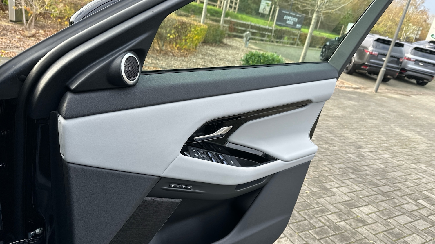 Used Land Rover Range Rover Evoque 2025 for sale - 77668385: Photo 52