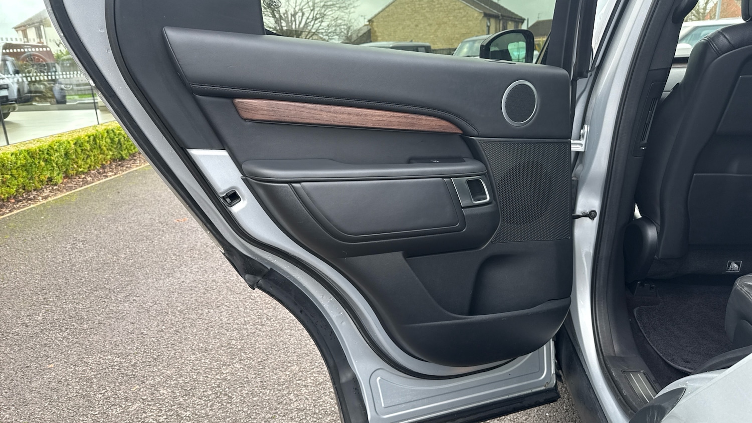 Used Land Rover Discovery 2019 for sale - 76957362: Photo 46