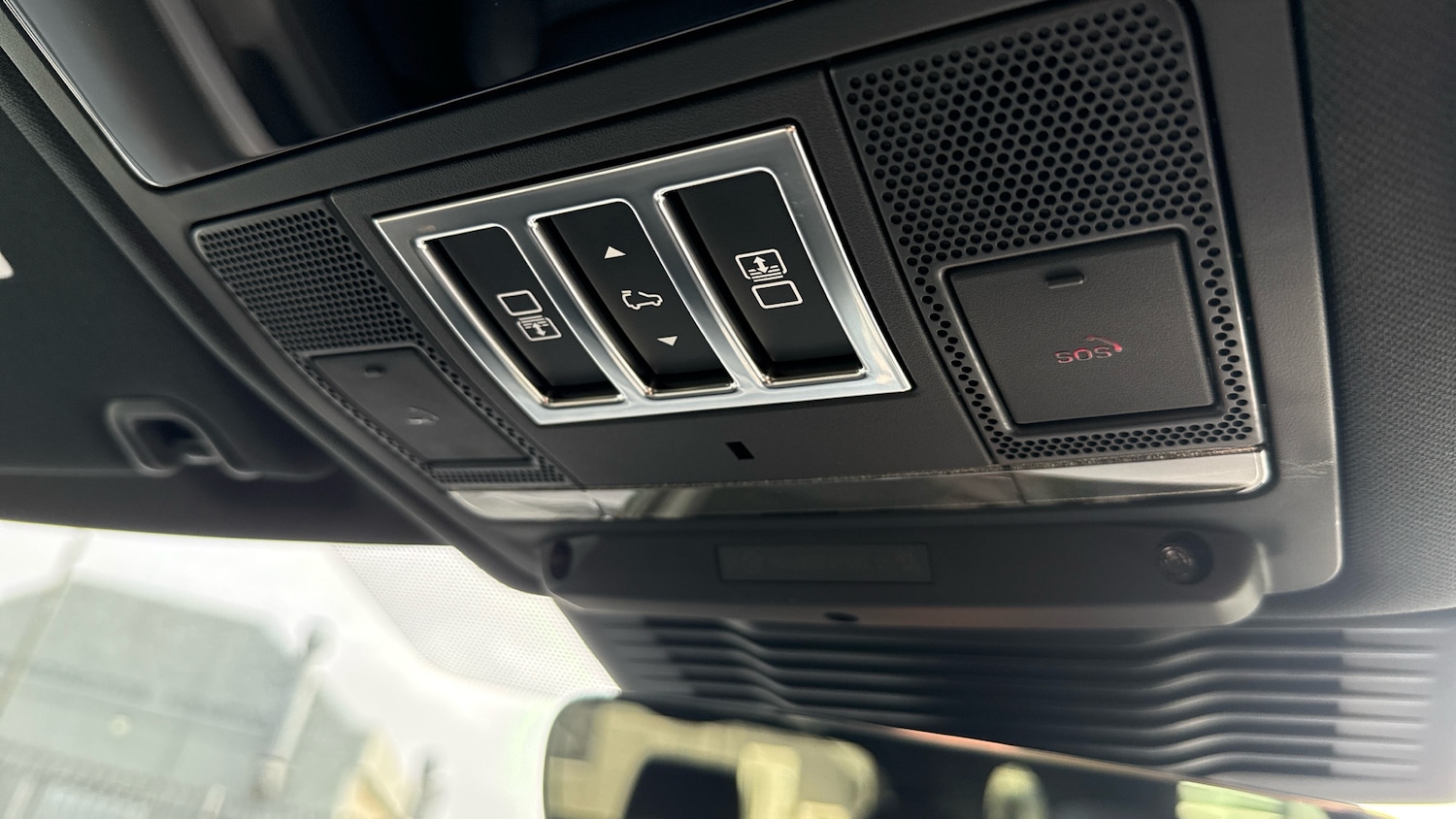 Used Land Rover Discovery 2025 for sale - 77447030: Photo 38