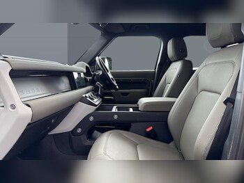 Used Land Rover Defender 2022 for sale - 78545371: Photo