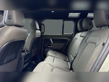 Used Land Rover Defender 2022 for sale - 78545371: Photo