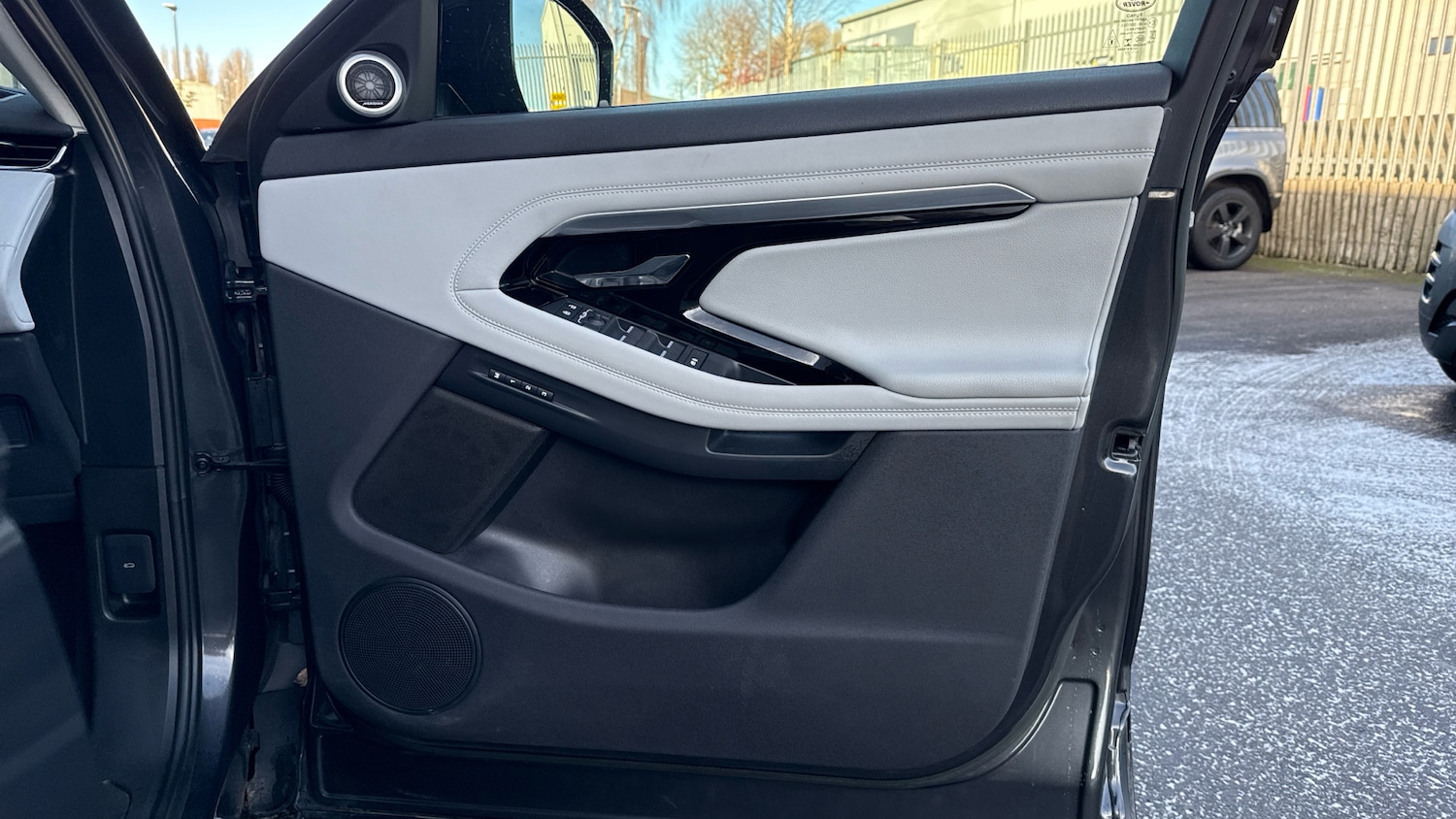 Used Land Rover Range Rover Evoque 2022 for sale - 77124992: Photo 29