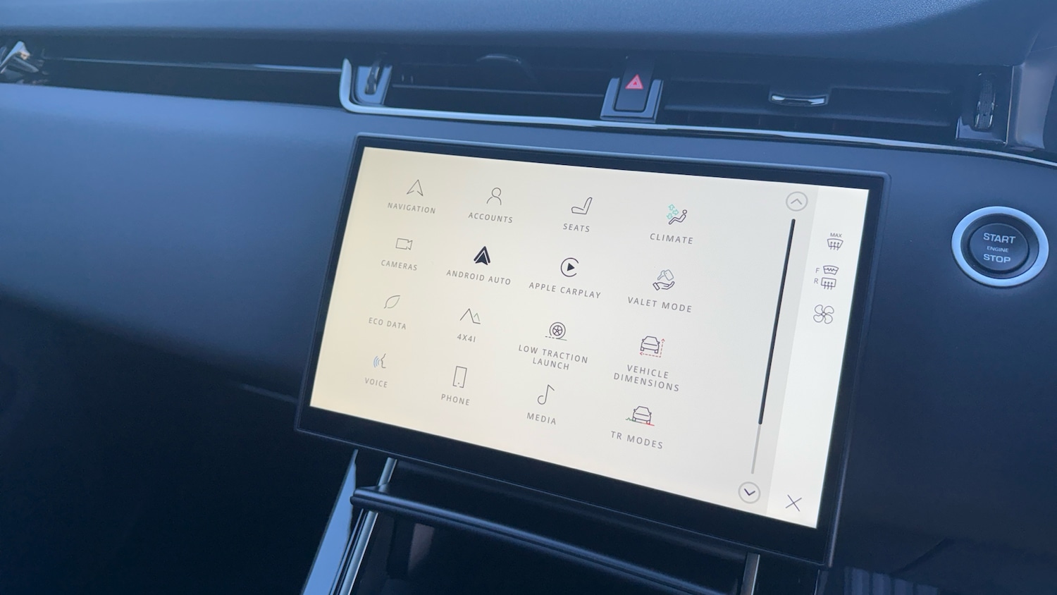 Used Land Rover Range Rover Evoque 2025 for sale - 76945778: Photo 12