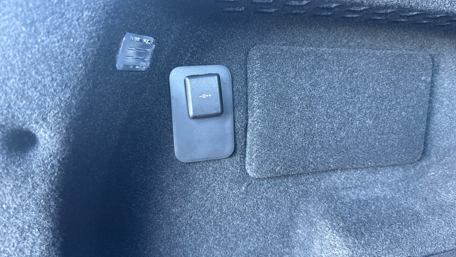 Used Land Rover Range Rover Evoque 2025 for sale - 76945778: Photo 40