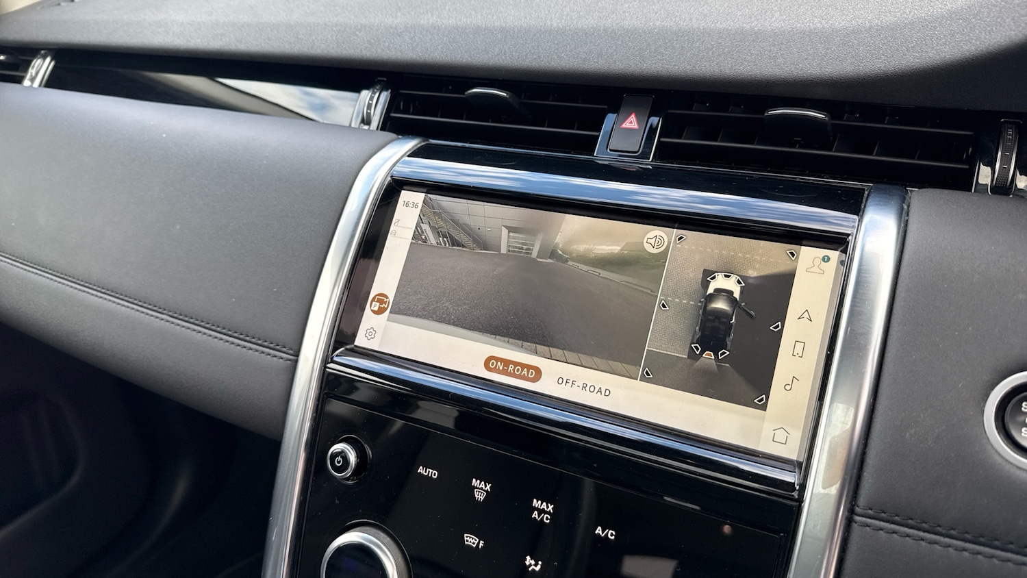 Used Land Rover Discovery Sport 2021 for sale - 76507271: Photo 12