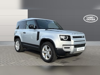 Land Rover - Defender
