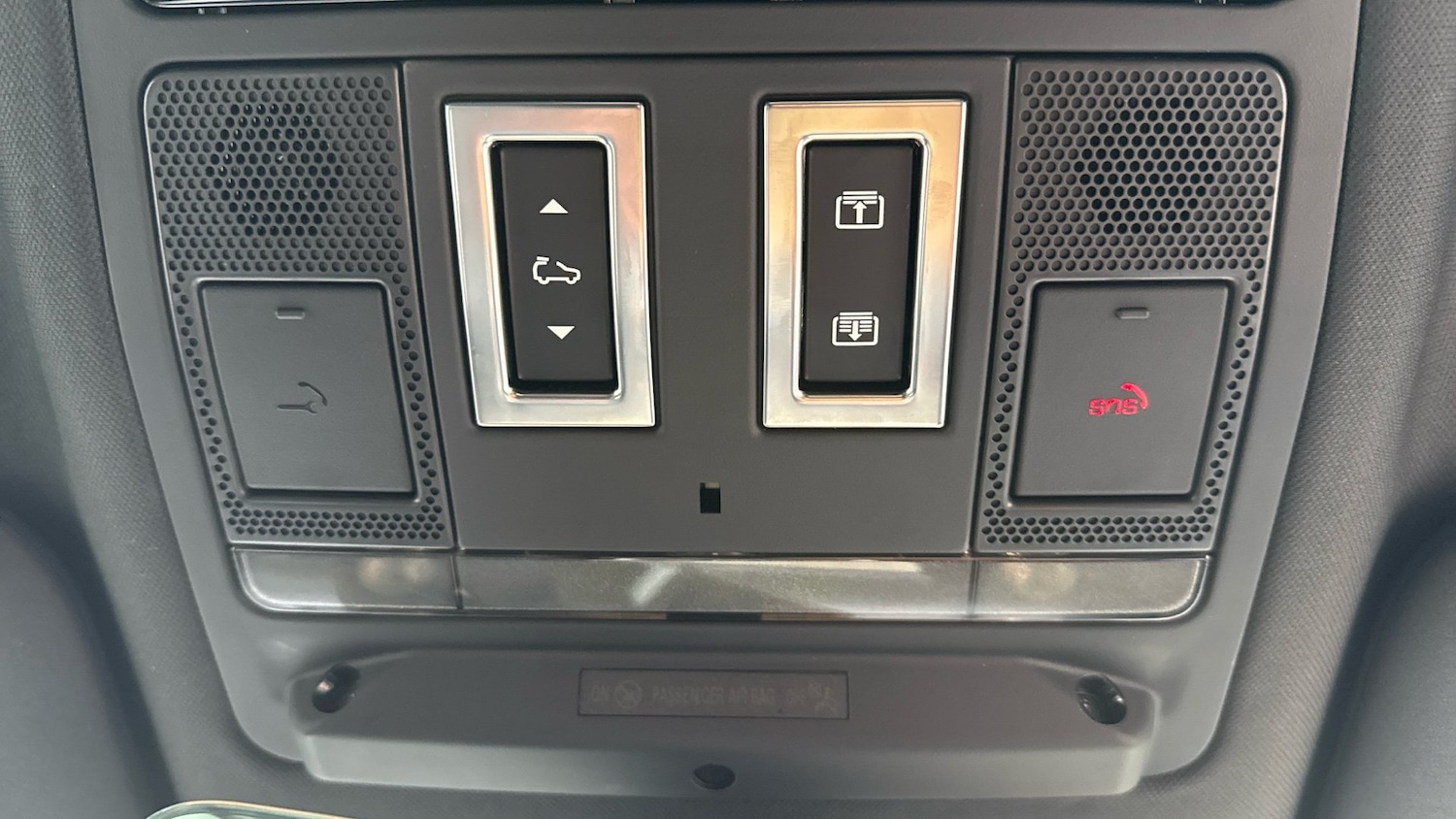 Used Land Rover Defender 2025 for sale - 76956993: Photo 35