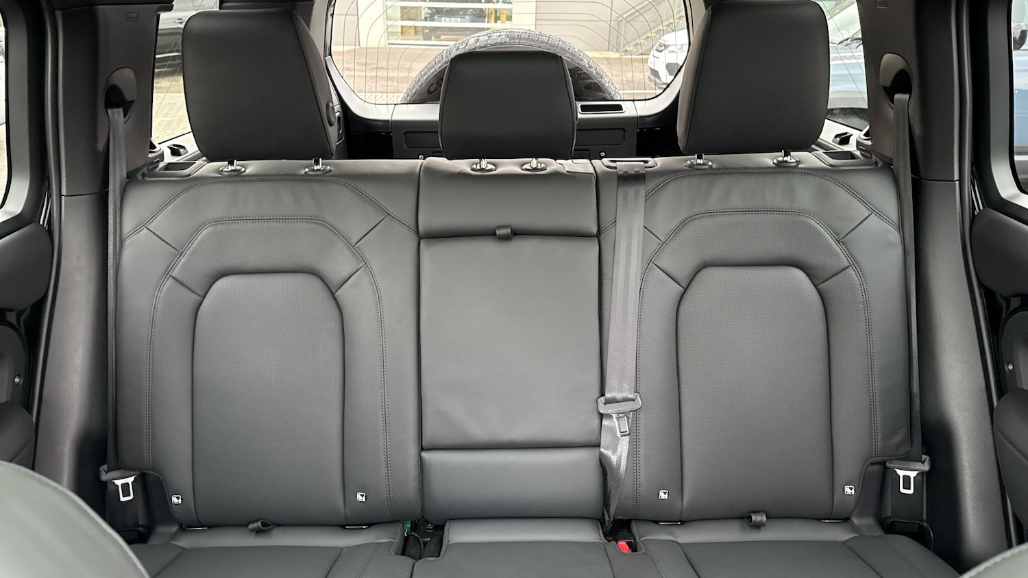 Used Land Rover Defender 2025 for sale - 76956993: Photo 43