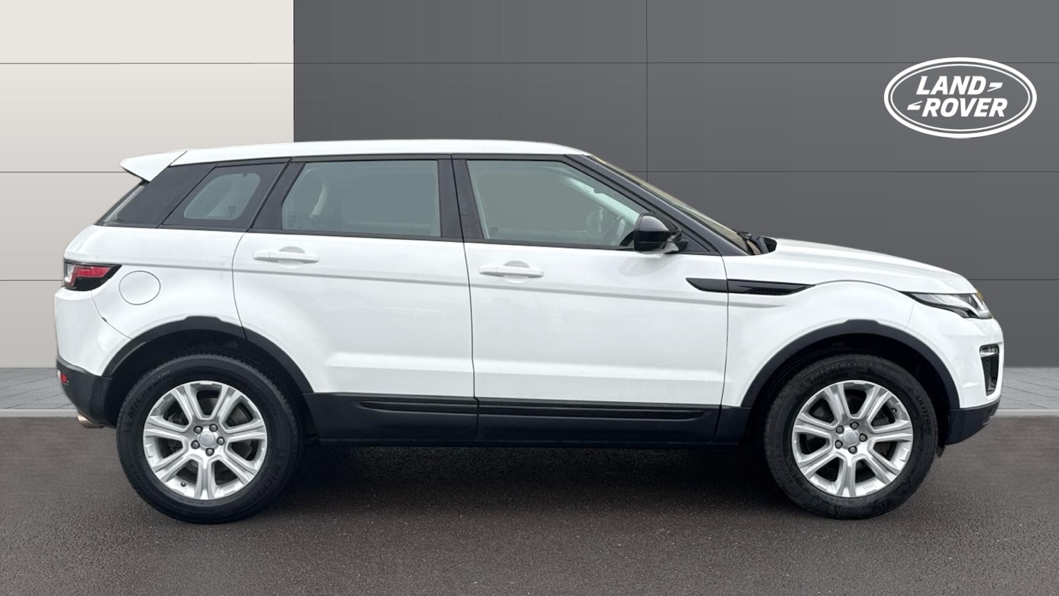 Used Land Rover Range Rover Evoque 2018 for sale - 77195655: Photo 5