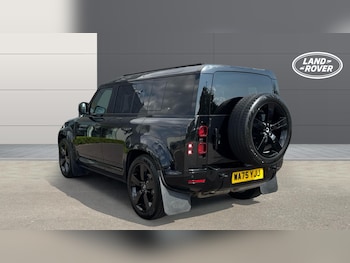 Used Land Rover Defender 2025 for sale - 79295822: Photo