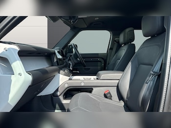 Used Land Rover Defender 2025 for sale - 79295822: Photo