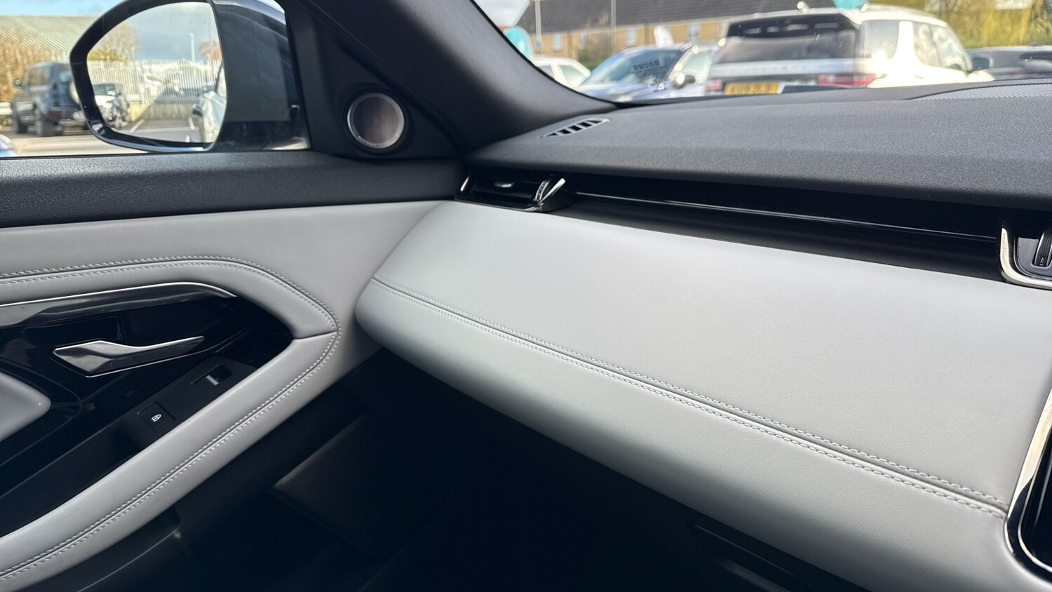 Used Land Rover Range Rover Evoque 2022 for sale - 77871968: Photo 26