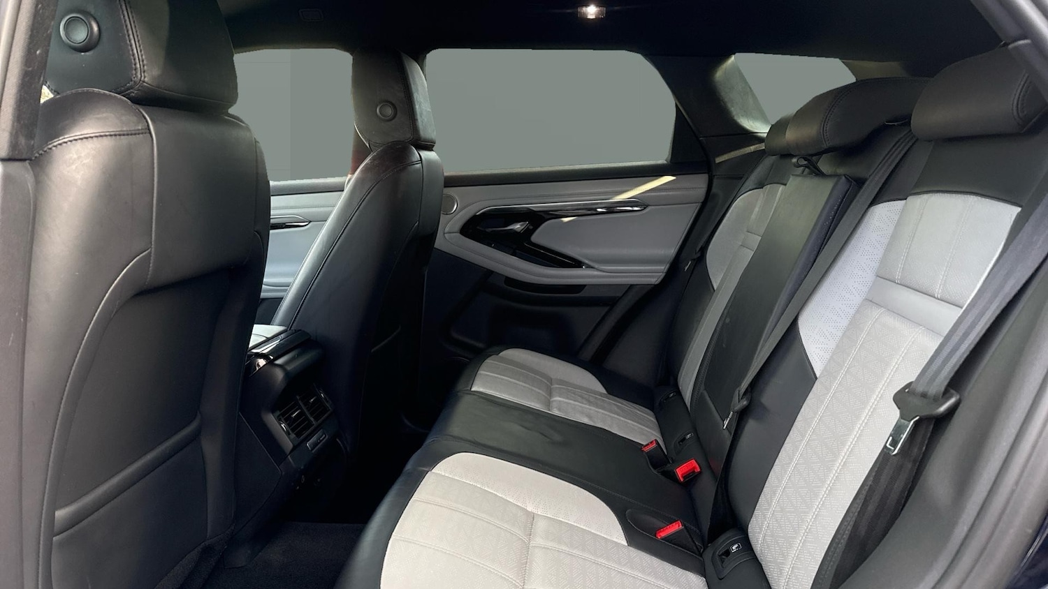 Used Land Rover Range Rover Evoque 2022 for sale - 77871968: Photo 4