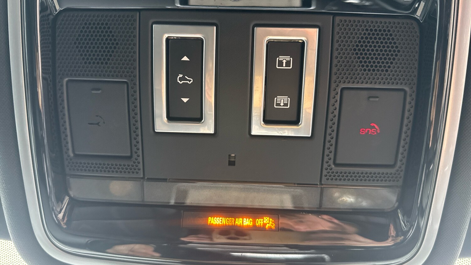 Used Land Rover Range Rover Velar 2021 for sale - 76681574: Photo 37