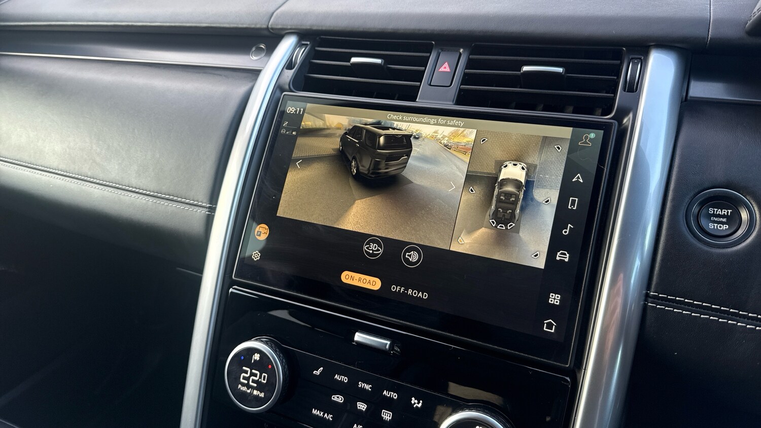 Used Land Rover Discovery 2023 for sale - 77350298: Photo 12