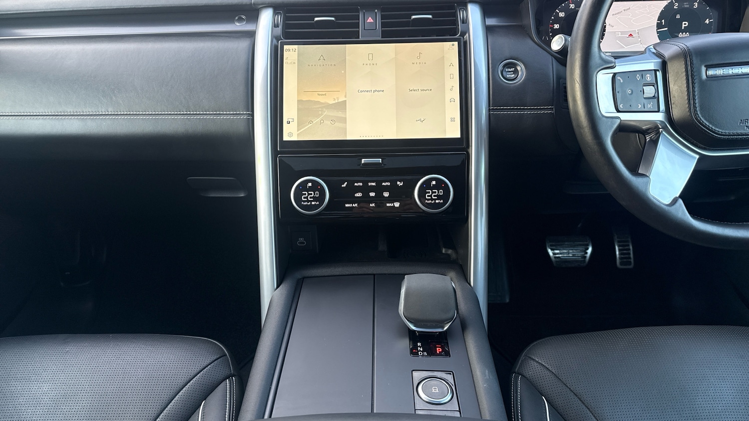 Used Land Rover Discovery 2023 for sale - 77350298: Photo 14