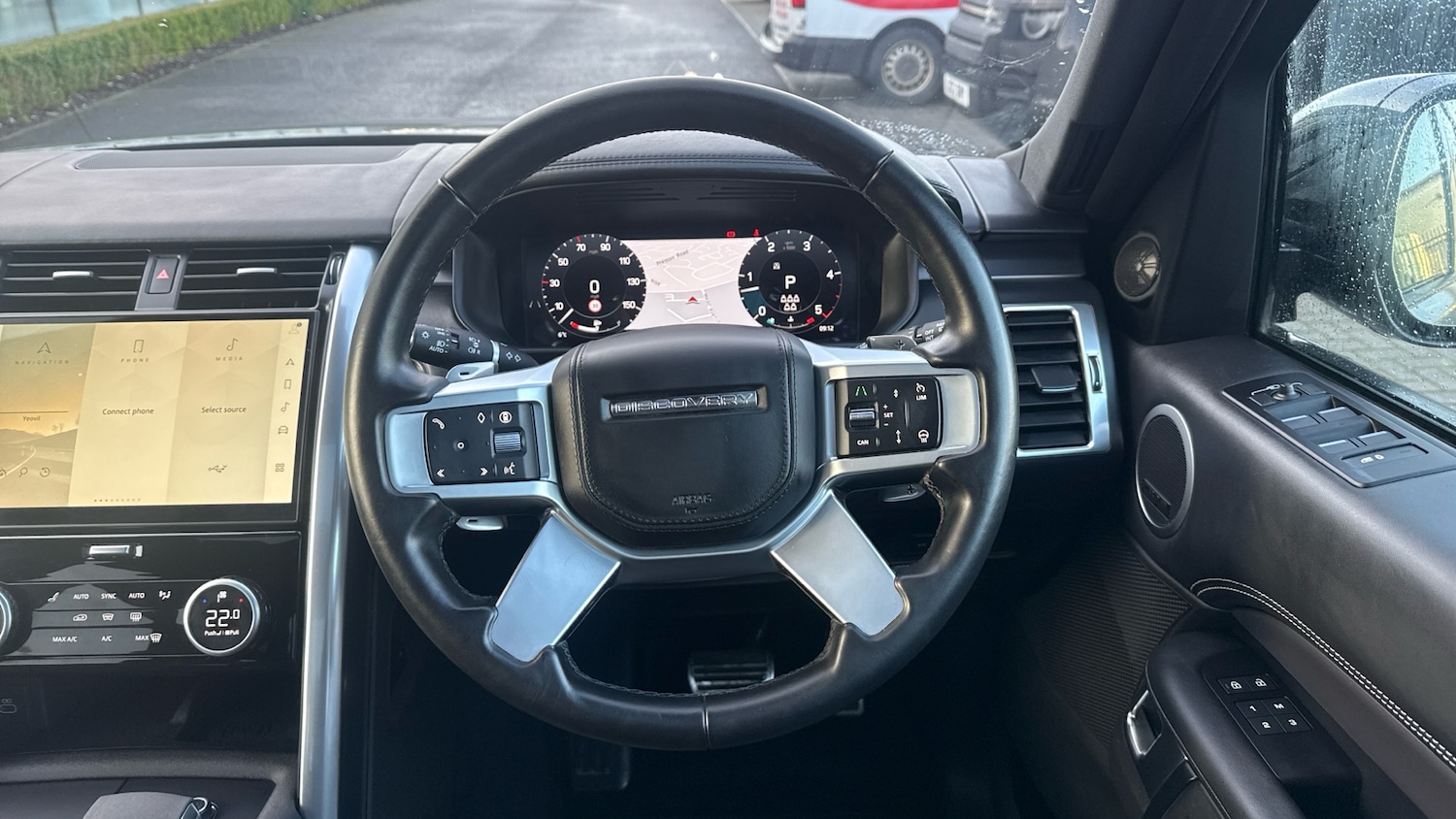 Used Land Rover Discovery 2023 for sale - 77350298: Photo 15