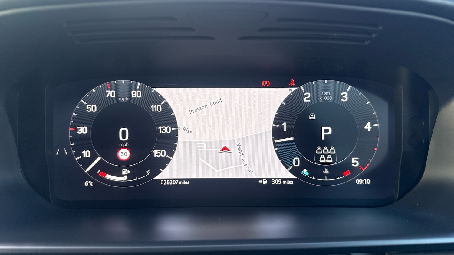 Used Land Rover Discovery 2023 for sale - 77350298: Photo 16