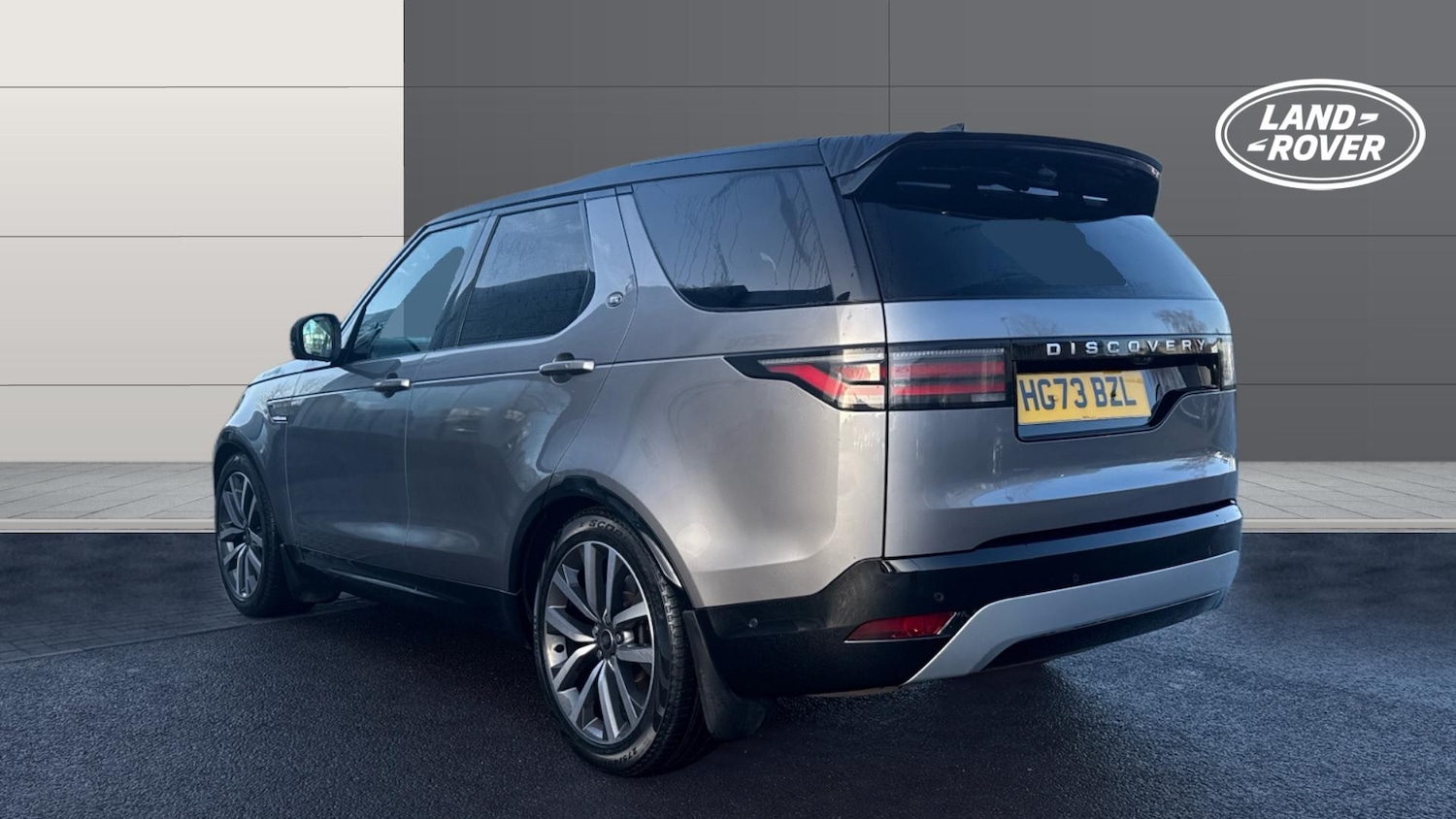 Used Land Rover Discovery 2023 for sale - 77350298: Photo 2