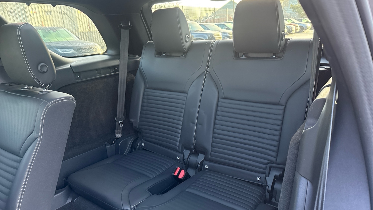 Used Land Rover Discovery 2023 for sale - 77350298: Photo 44