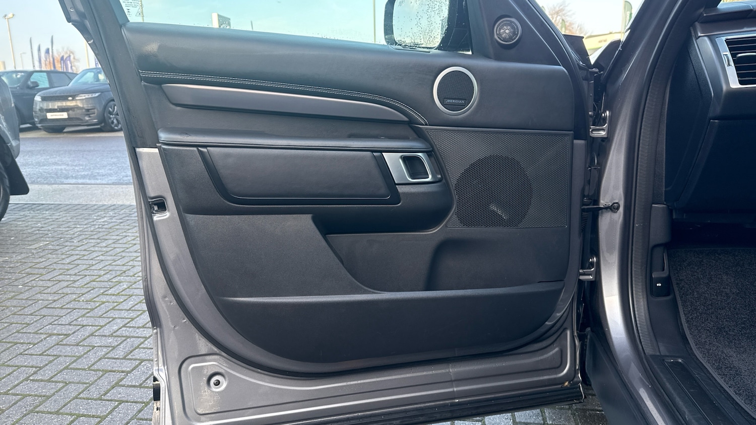 Used Land Rover Discovery 2023 for sale - 77350298: Photo 46