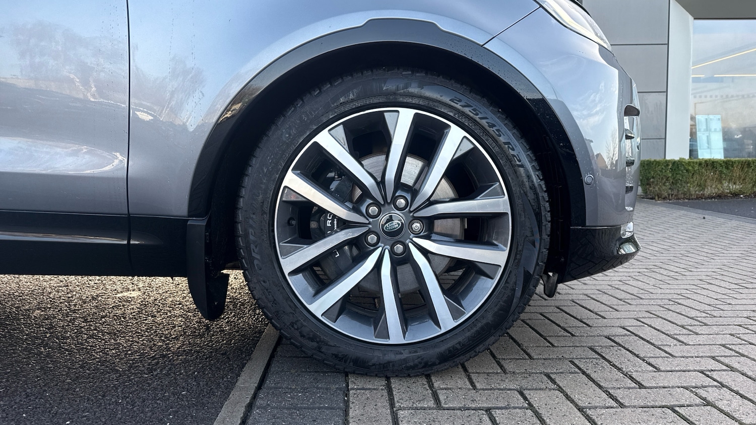 Used Land Rover Discovery 2023 for sale - 77350298: Photo 8