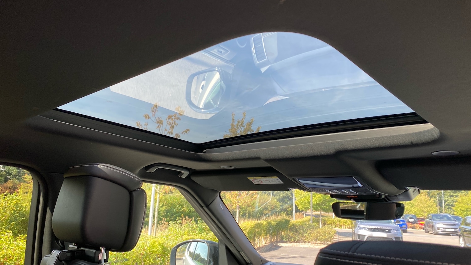 Used Land Rover Discovery 2022 for sale - 76719207: Photo 57