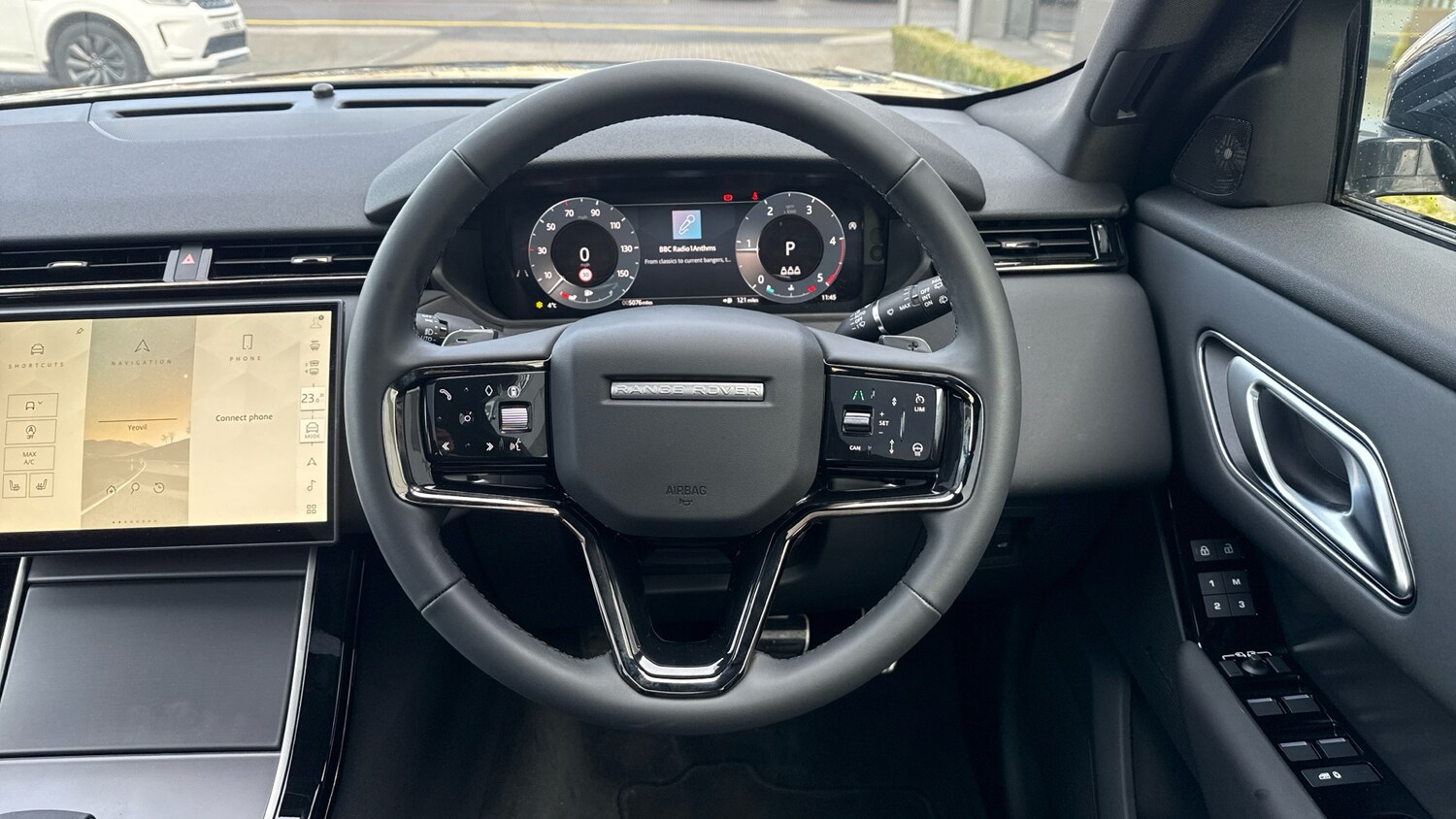 Used Land Rover Range Rover Velar 2025 for sale - 77136099: Photo 15