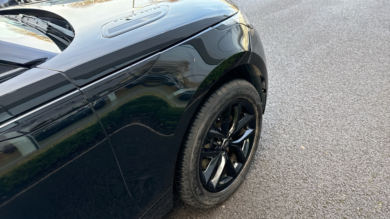 Used Land Rover Range Rover Velar 2025 for sale - 77136099: Photo 22