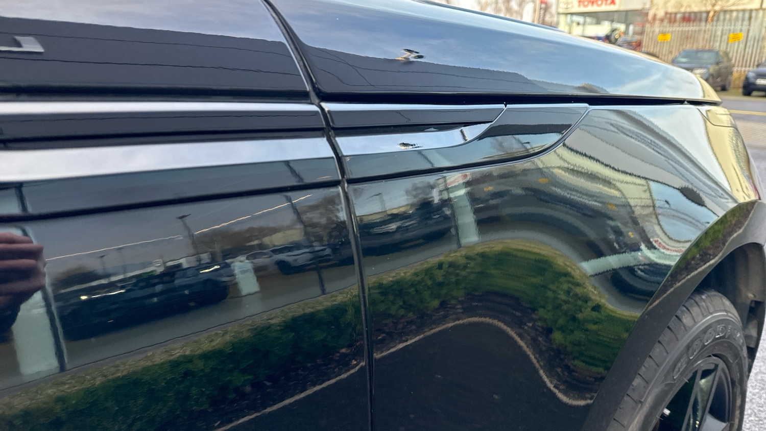 Used Land Rover Range Rover Velar 2025 for sale - 77136099: Photo 24