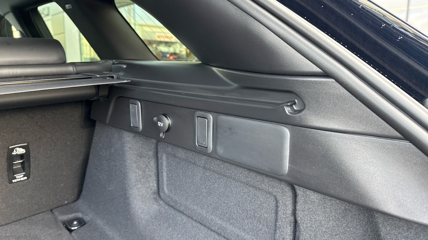 Used Land Rover Range Rover Velar 2025 for sale - 77136099: Photo 28