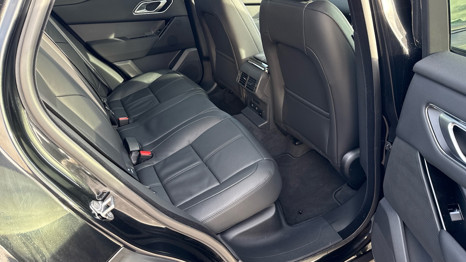 Used Land Rover Range Rover Velar 2025 for sale - 77136099: Photo 39