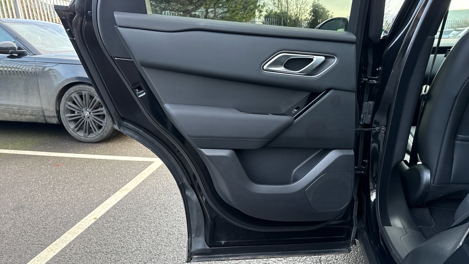 Used Land Rover Range Rover Velar 2025 for sale - 77136099: Photo 43