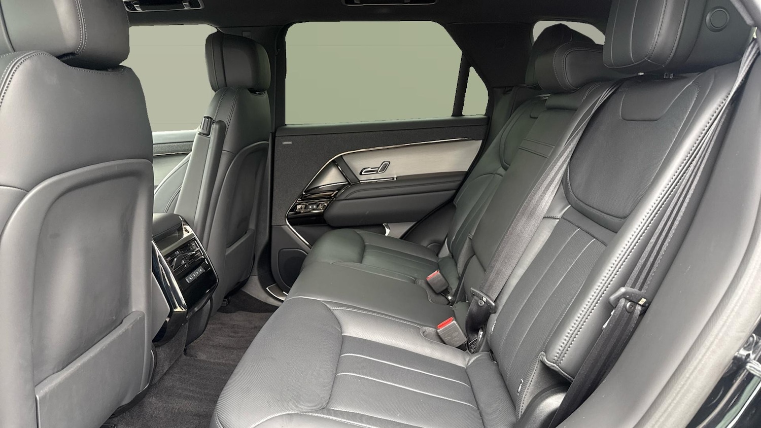 Used Land Rover Range Rover Sport 2025 for sale - 76427815: Photo 4